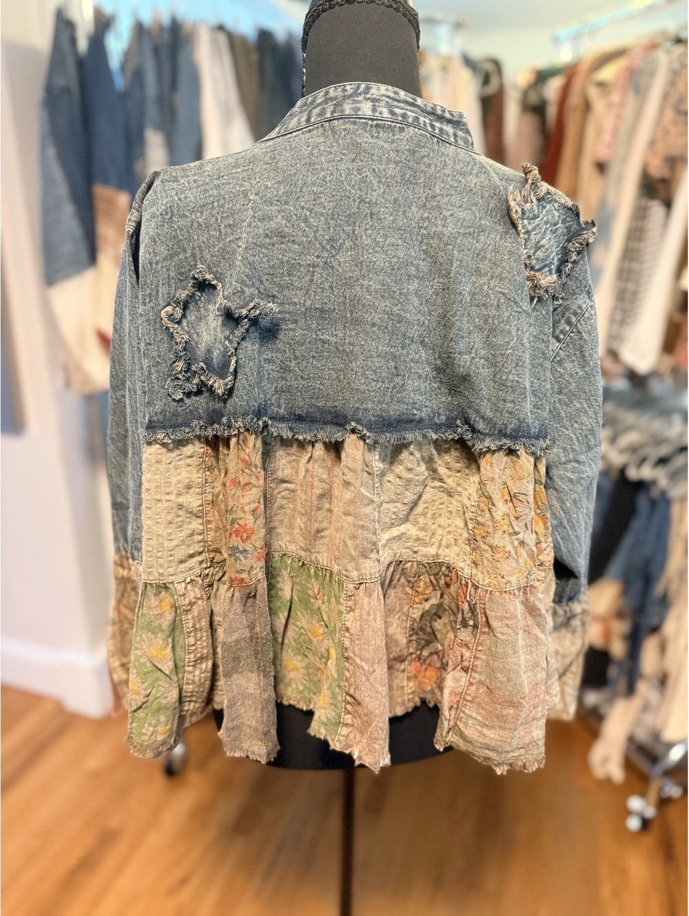 YOUNG THREADS Star Patch Denim Patchwork Shrug Gravel NWT XL - Picture 2 of 5